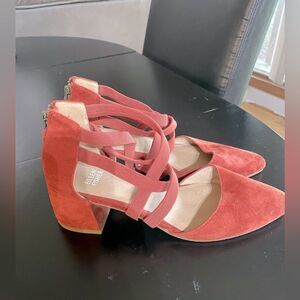 Eileen Fisher Cayenne Juku Suede Low Strappy Pumps heels shoes Sz 7.5 rust